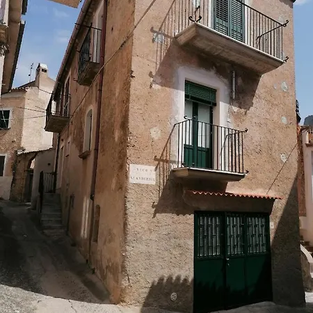 Casa Vacanze Anton House * Civita